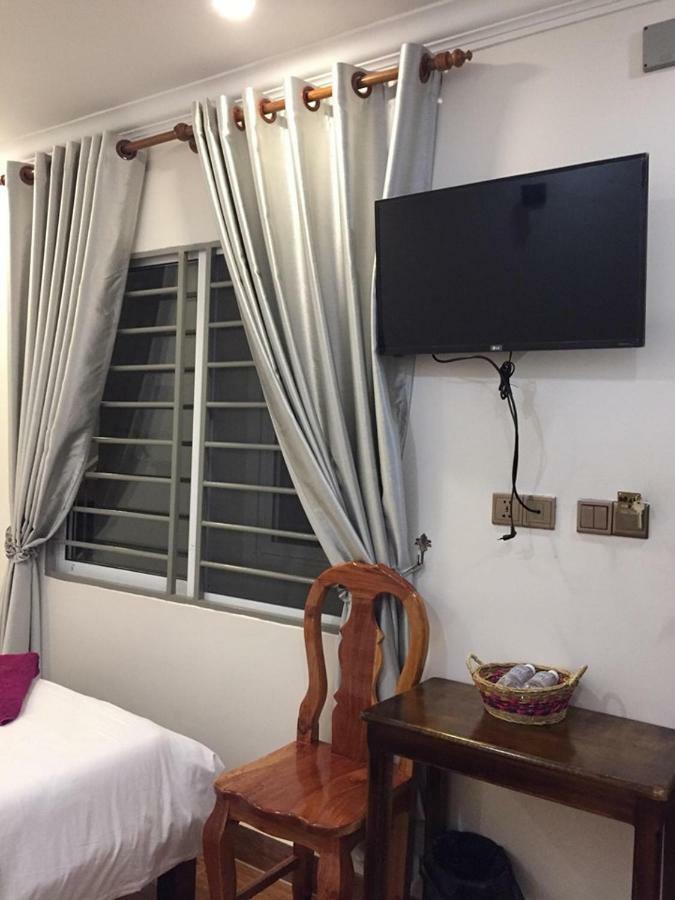 Twin Home Guesthouse Kampot Bagian luar foto